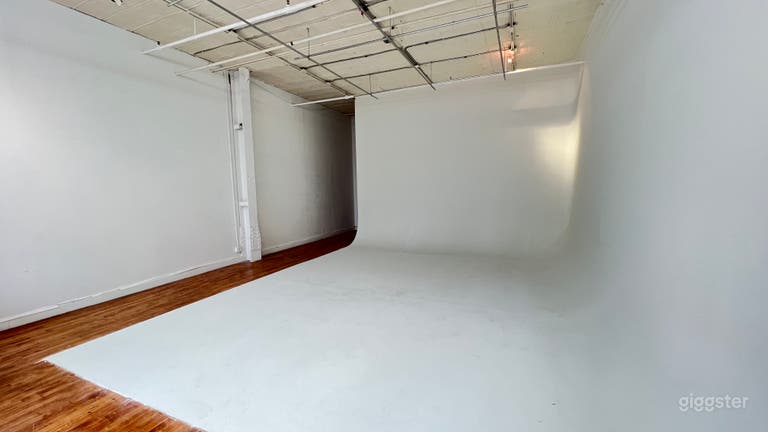  Cyclorama at opposite end  