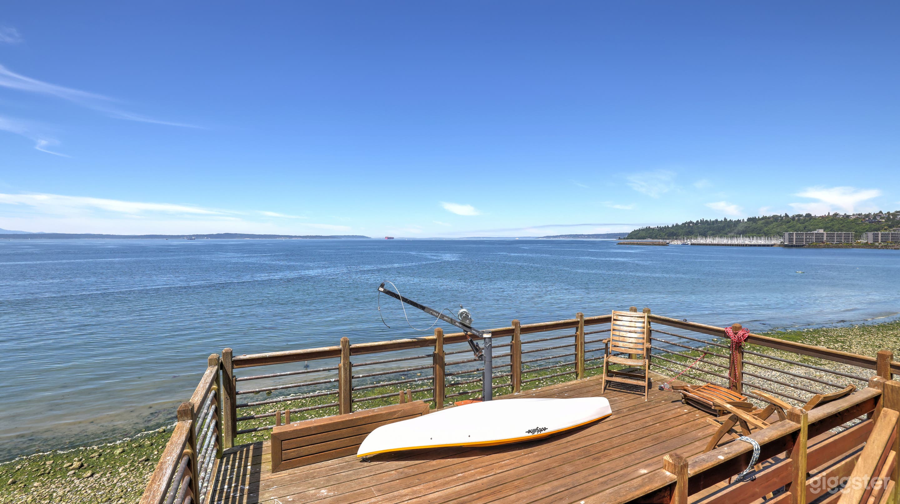 Waterfront Tudor Castle Photo 3