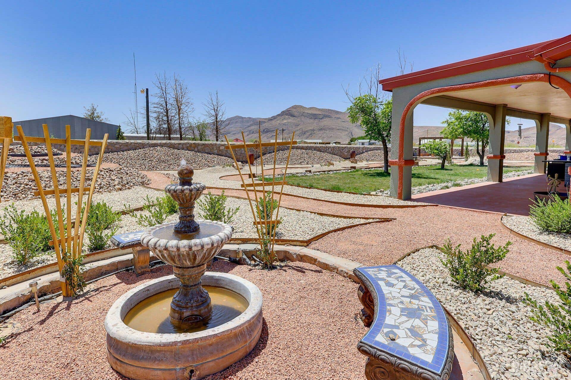 Desert Landscape space for events & gatherings Photo 4