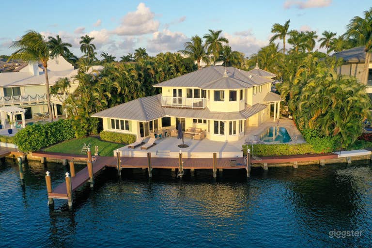  #9108 Maison de luxe spacieuse avec piscine chauffée sur Atlantic Avenue 