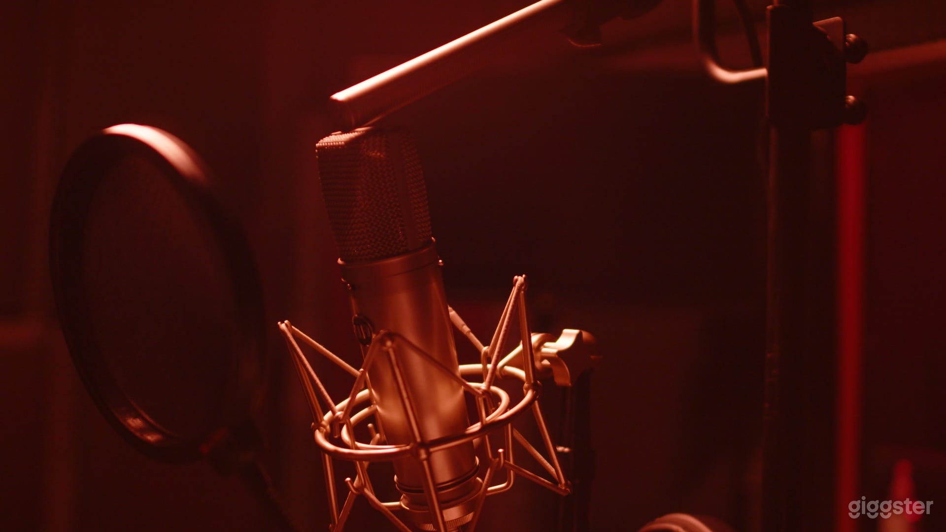 Downtown Studio for Recording/Photography/Filming Photo 2