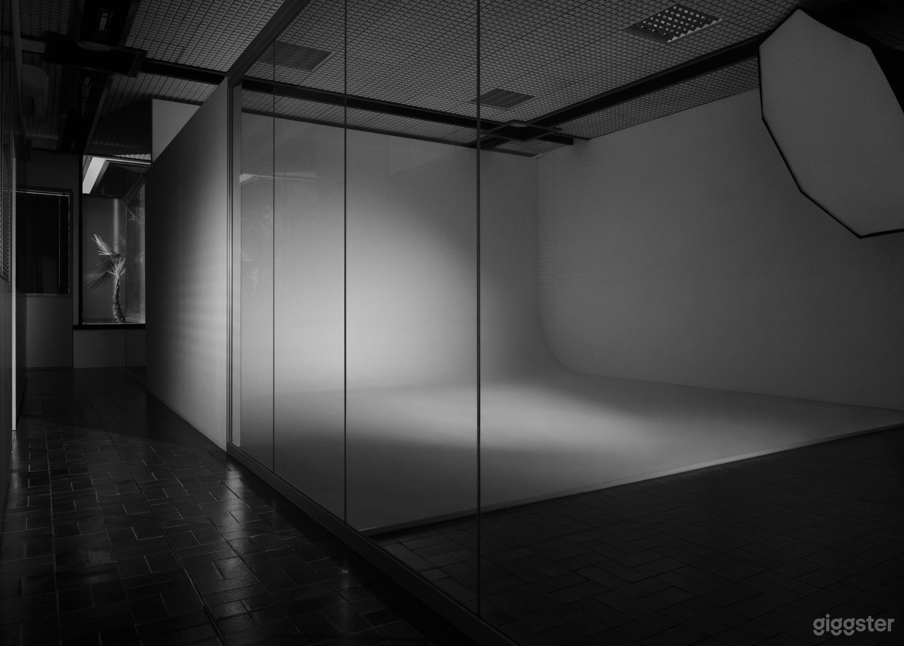 Foto di Studio Fotografico Professionale con tre sale attrezzate 1