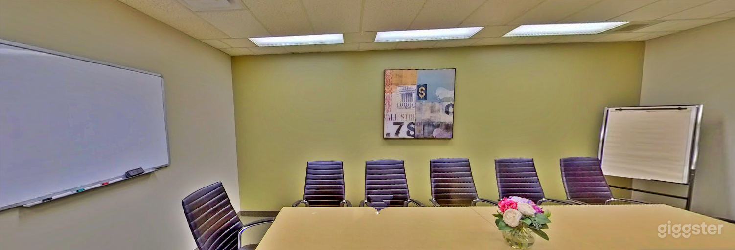 Yonge Boardroom Photo 4