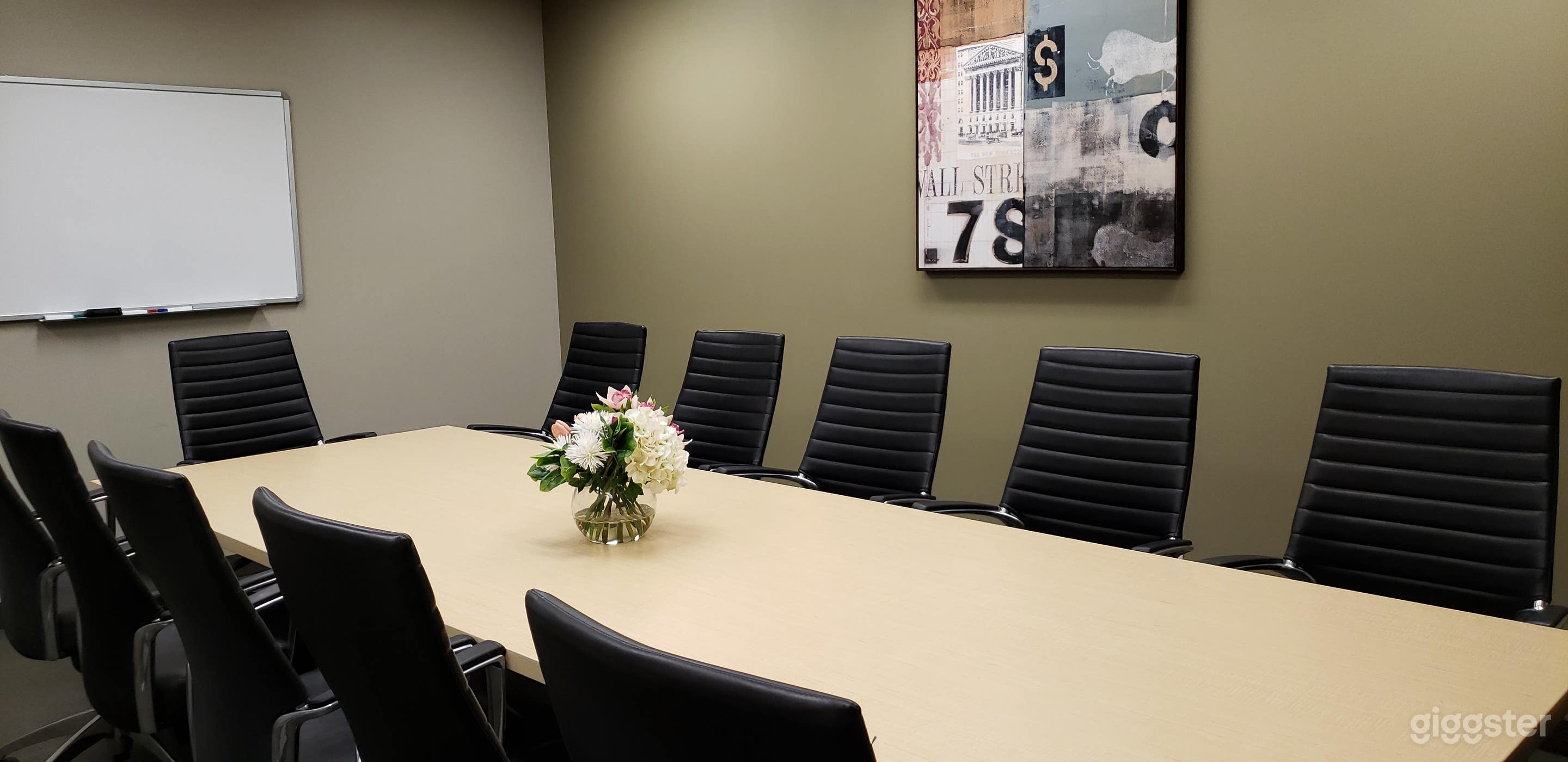 Yonge Boardroom Photo 2