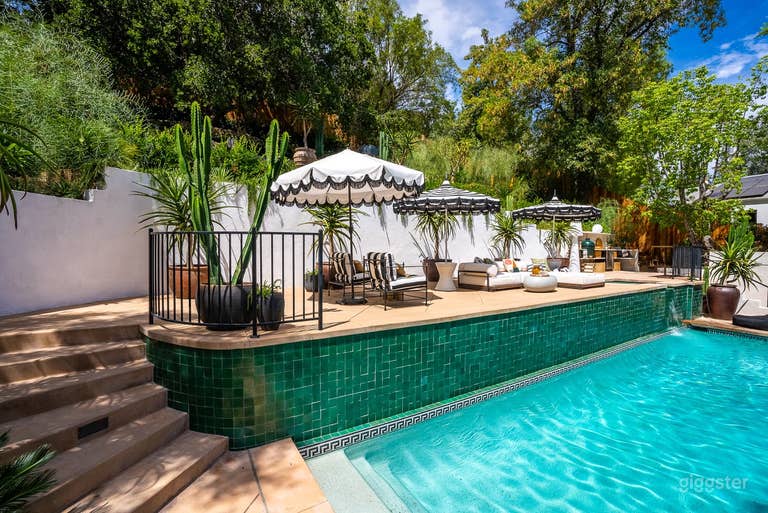  Stylish Poolside Oasis for Film & Photo Shoots 