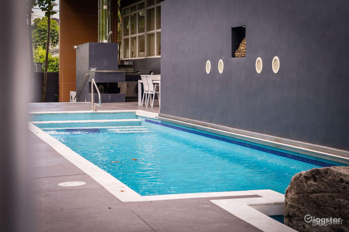 VILLA CELINE: VERSATILE MIAMI MASTERPIECE/POOL Photo 2