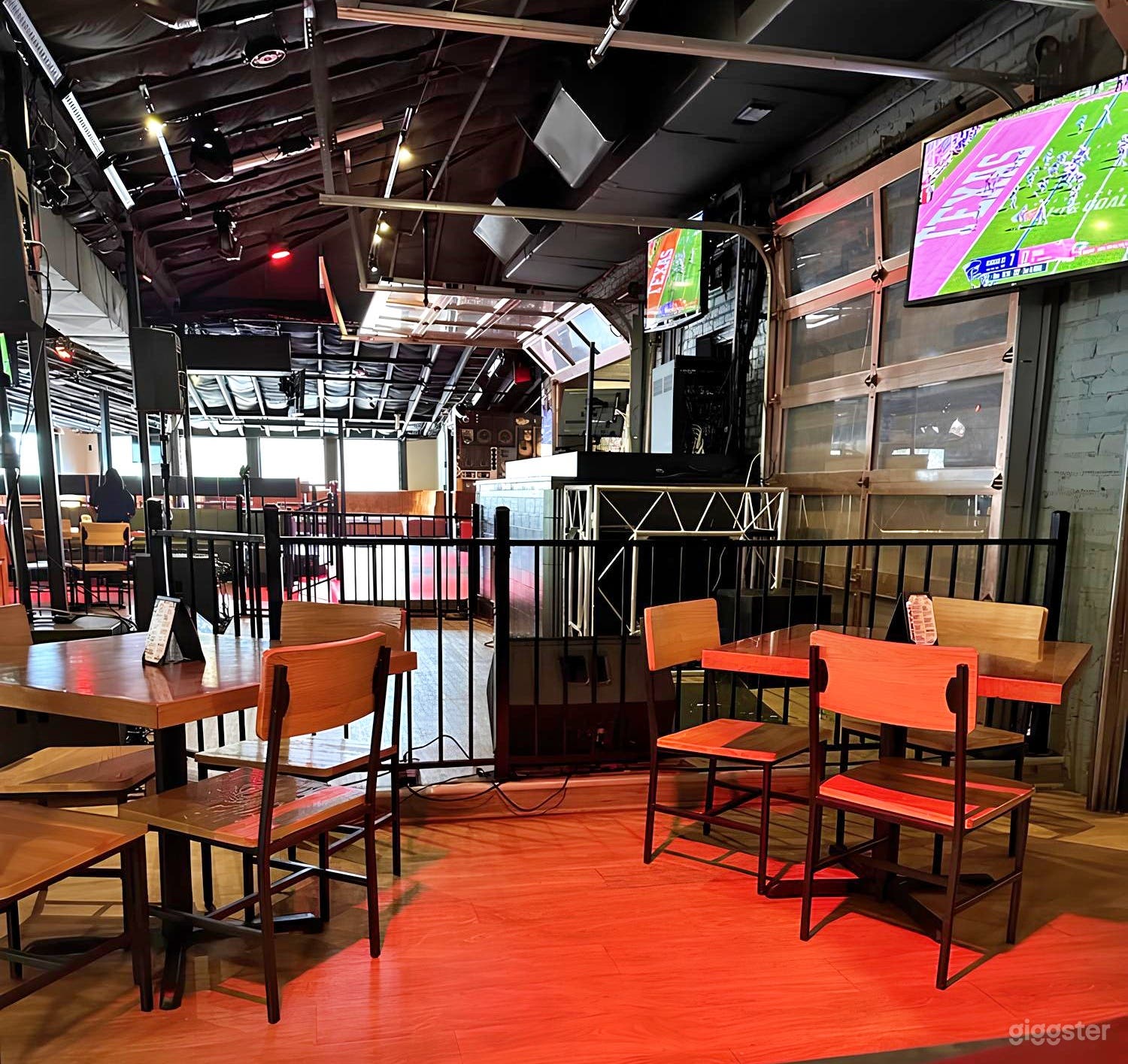 The Music Lounge Photo 3