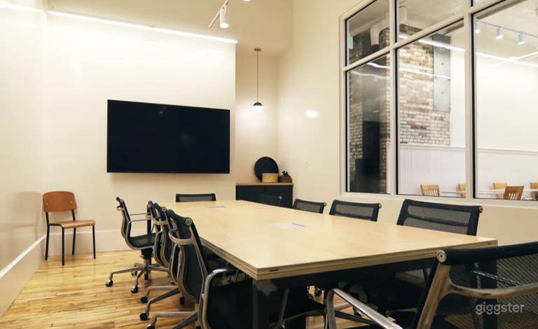  Gorgeous Meeting Room in Cool Boston Location 