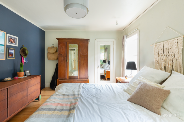  Unique Modern Craftsman Home with Amazing Lighting 