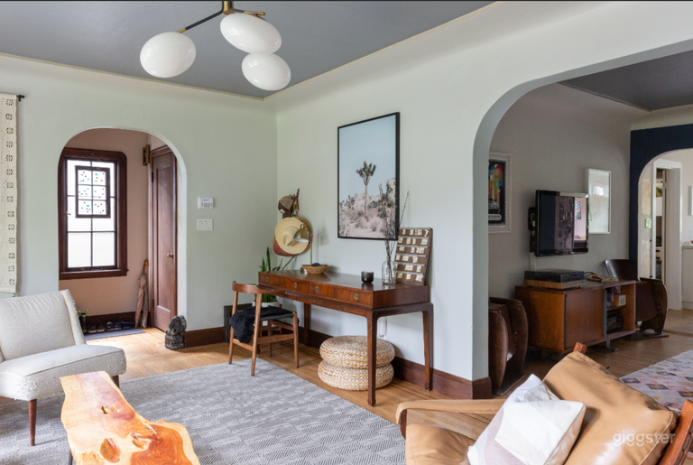  Unique Modern Craftsman Home with Amazing Lighting 