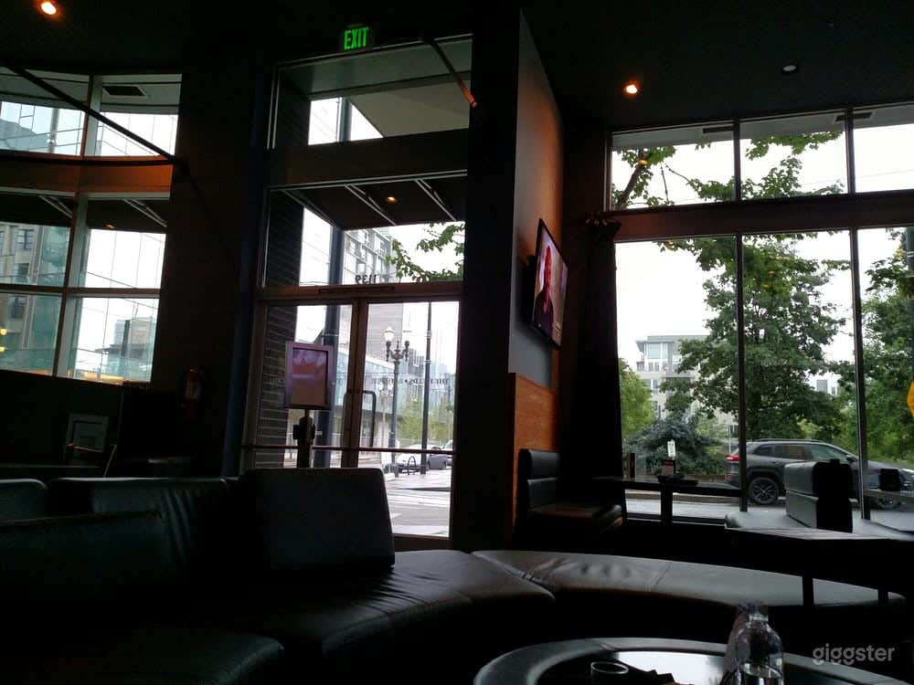 High-End Luxury Sports Bar Photo 3