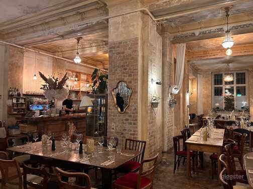  Charmantes Boho-Café mit Vintage-Interieur in Berlin 