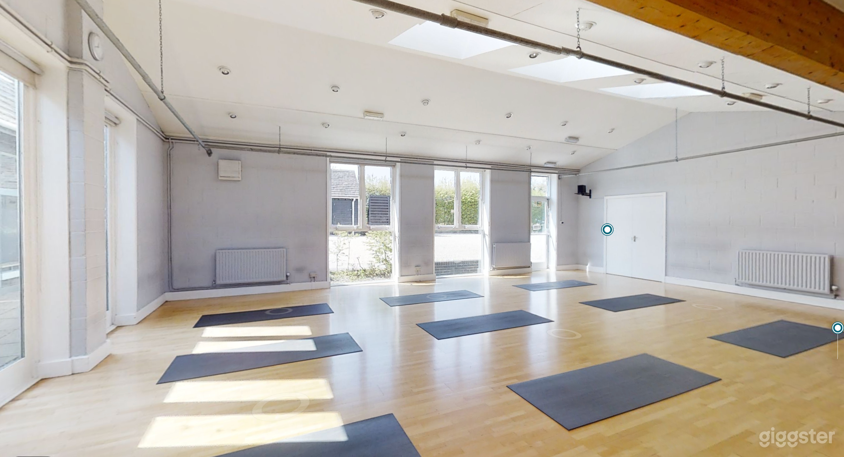 Spacious Dance Studio Photo 2