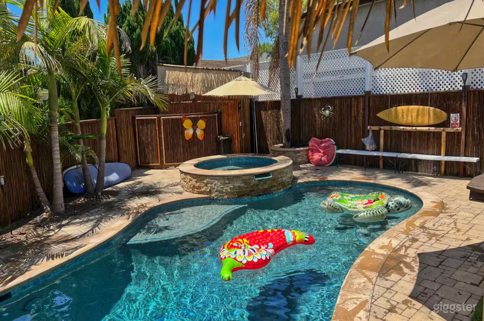 🌴Tropical Tiki Oasis LA | Pool | Slide | HotTub | Lights💦 Photo 2