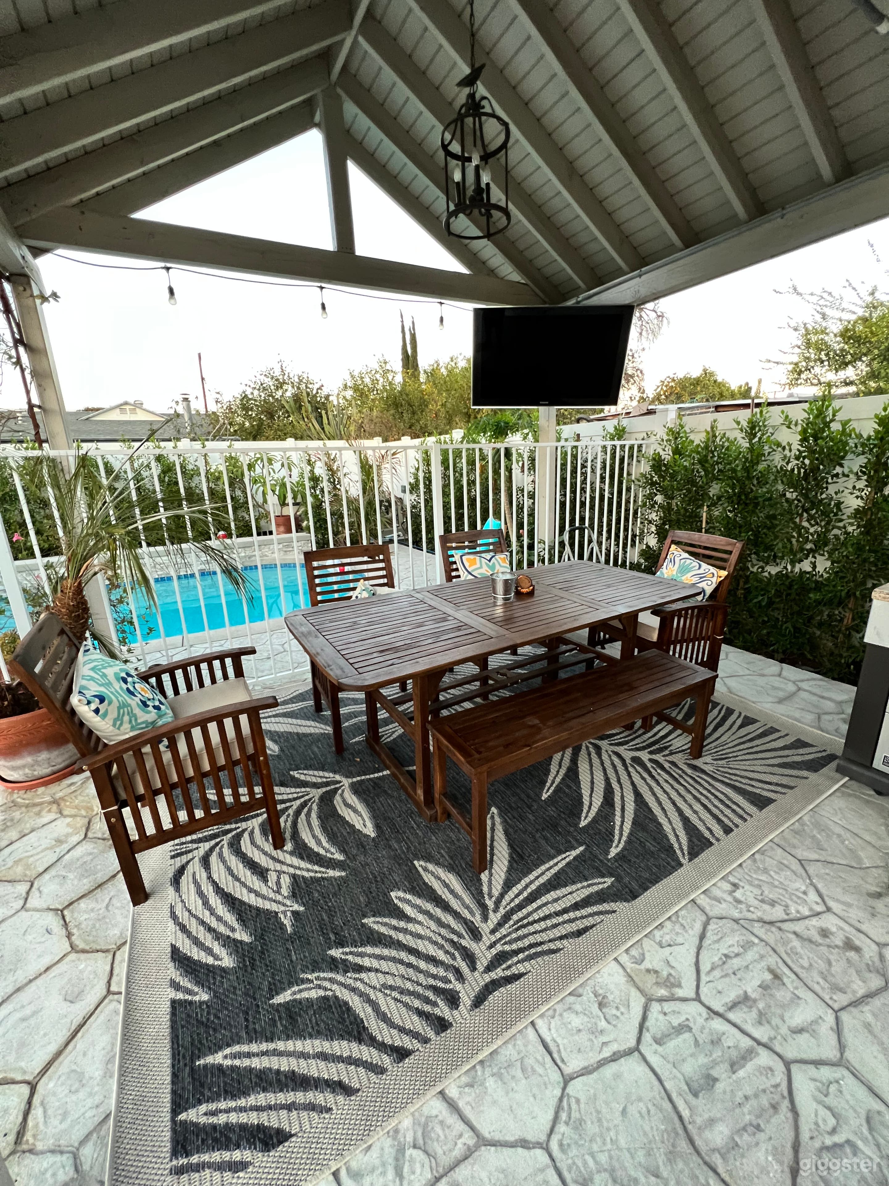 Sky Pool Swimming Pool Photo 3