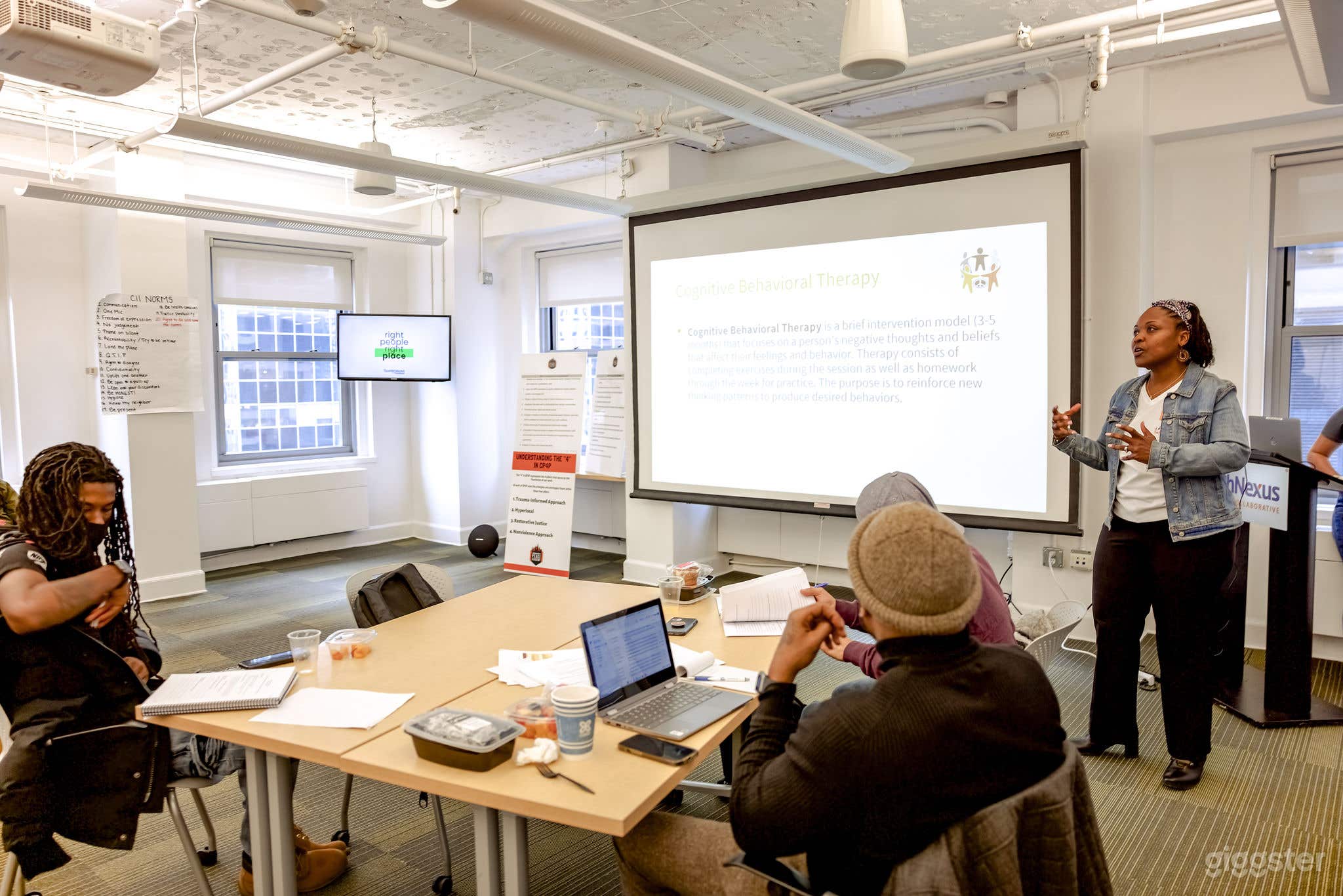 Conference Rooms CD in Pod Style