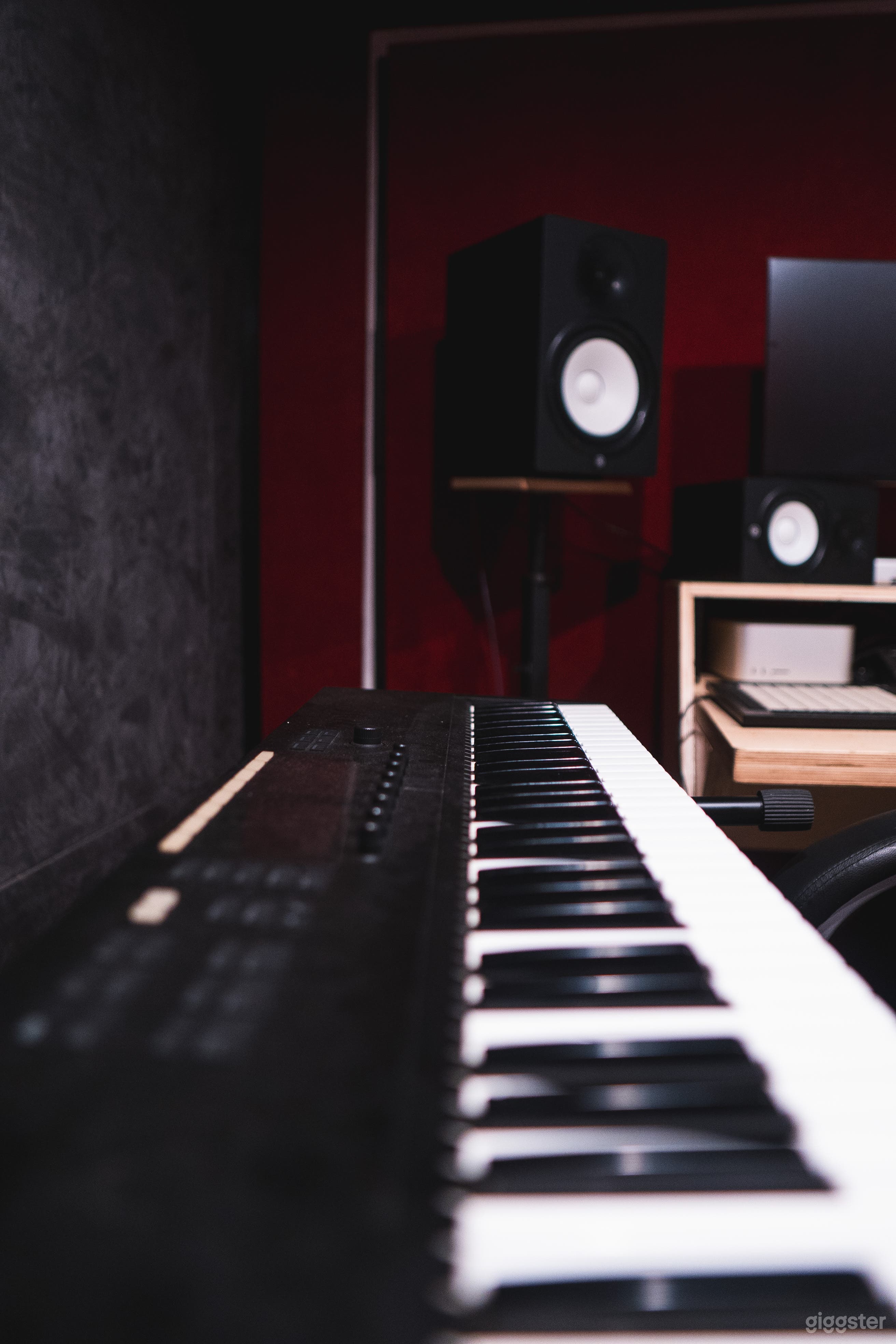 Music Recording Studio in Universal Studios Photo 2