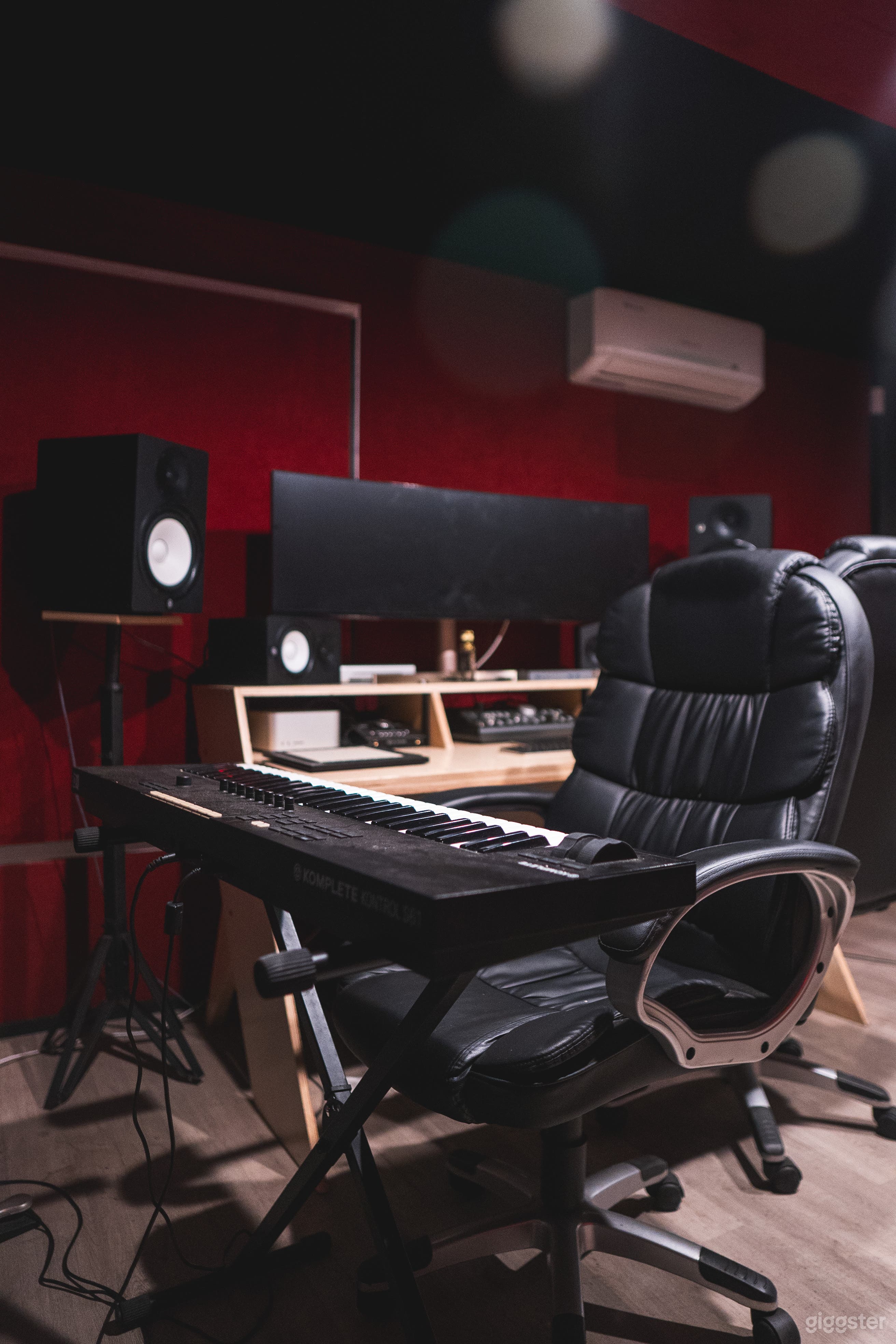 Music Recording Studio in Universal Studios Photo 1