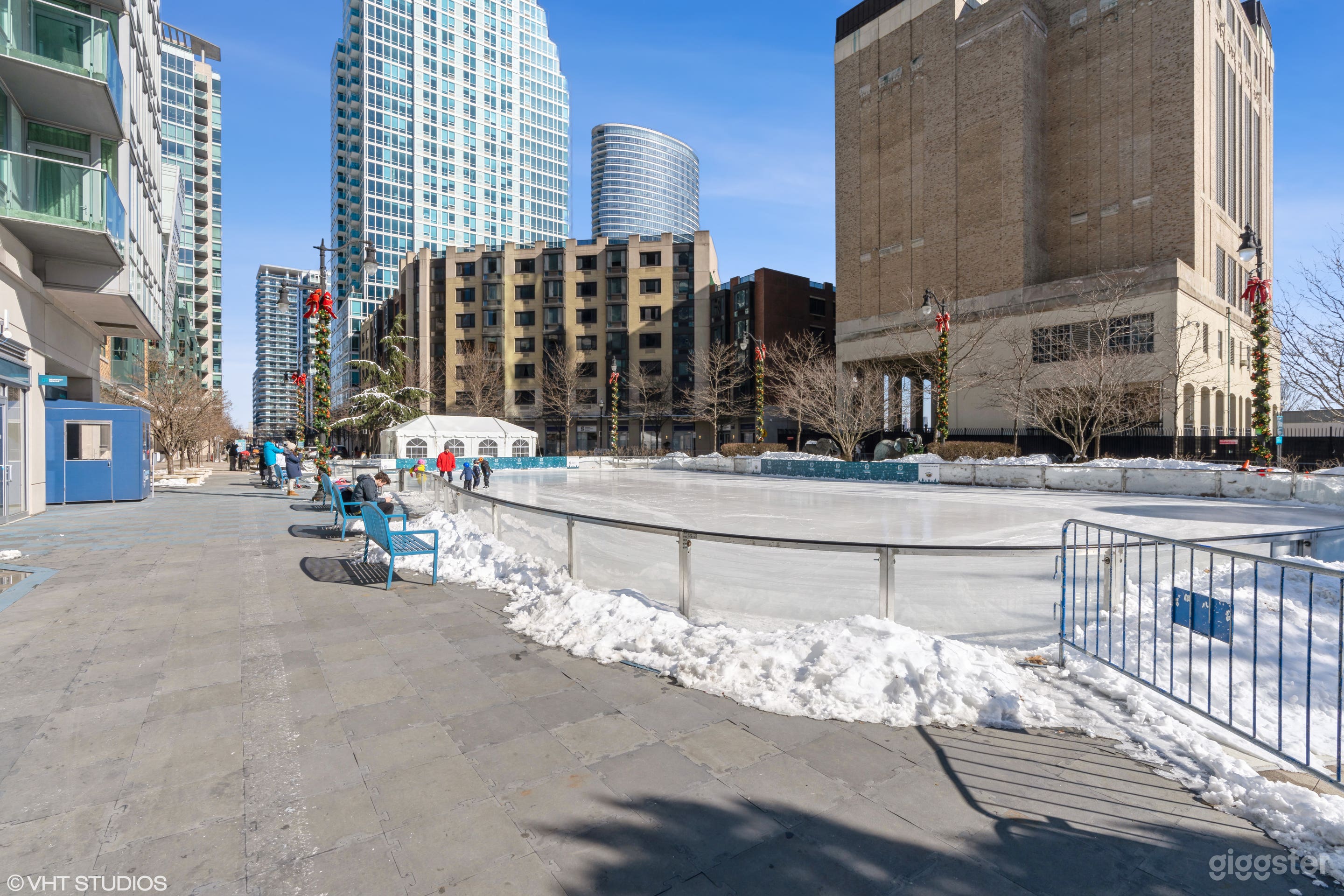 Outdoor Ice Skating Rink on the Jersey City Waterfront Photo 4