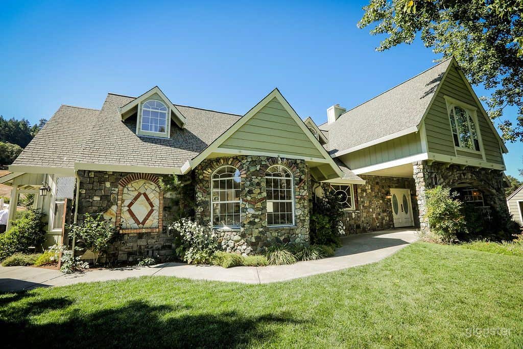 40-Acre Gated Estate Grounds in California Wine Country Photo 1