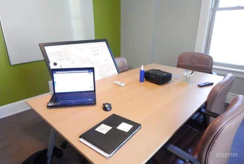 Comfortable Uptown Conference Room Photo 4