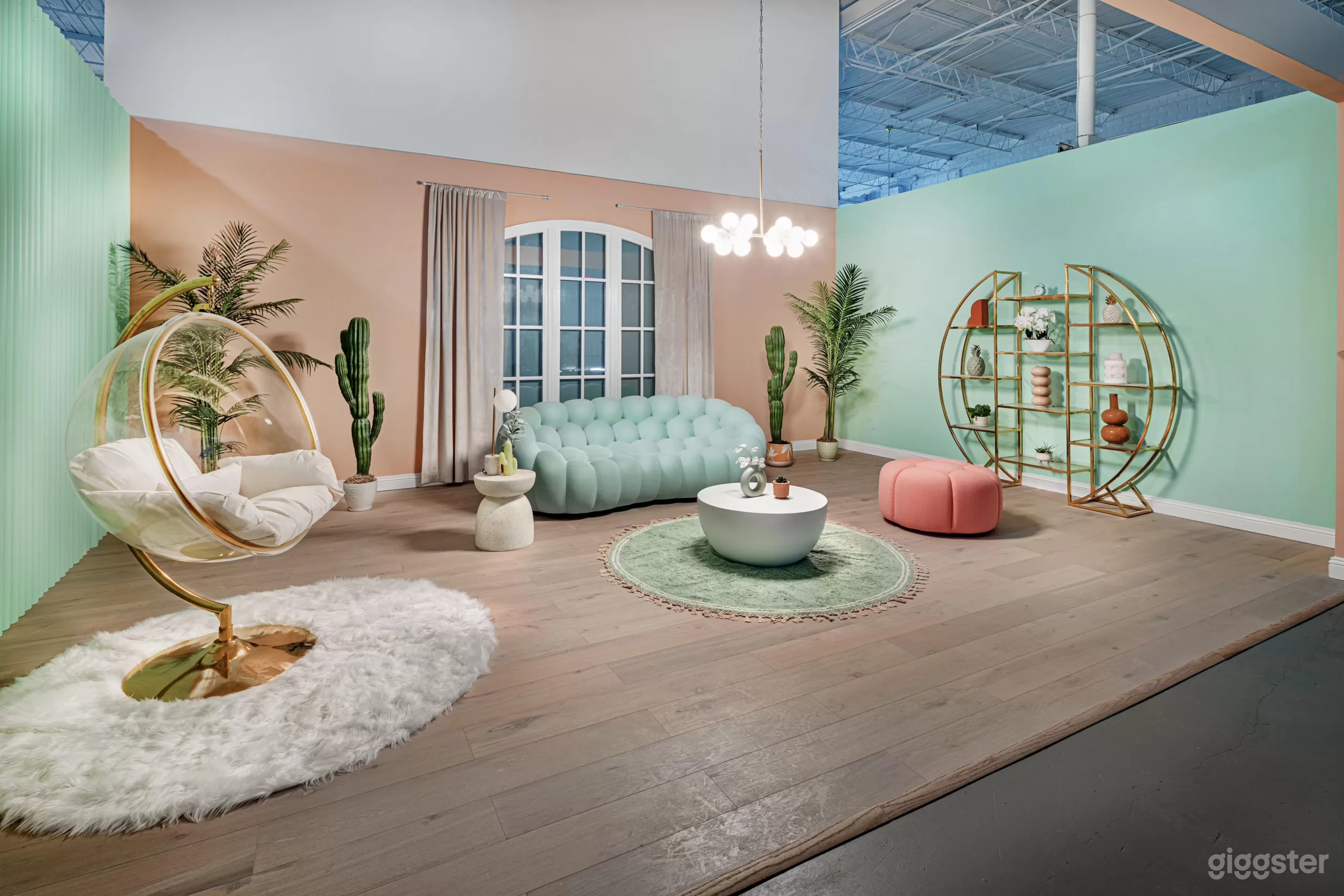 The Bubble Set Photo 1