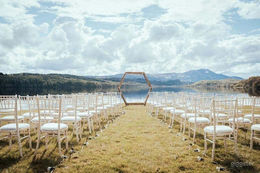 Refreshing Outside Lawn for Weddings Photo 3