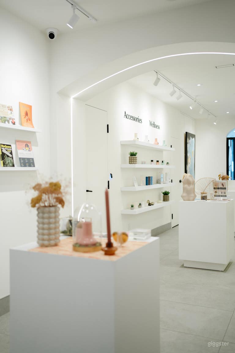  Boutique Cannabis Store 