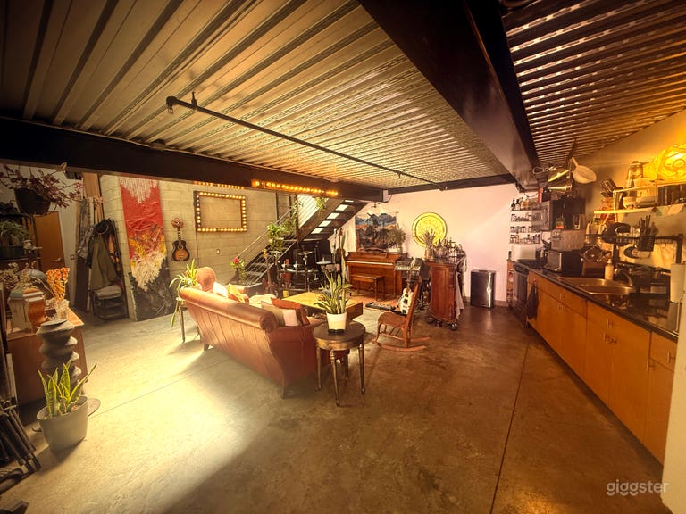  Stilvolles Silverlake Künstler-Loft mit funky Flair 