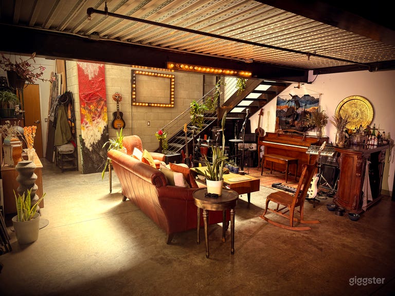  Stilvolles Silverlake Künstler-Loft mit funky Flair 