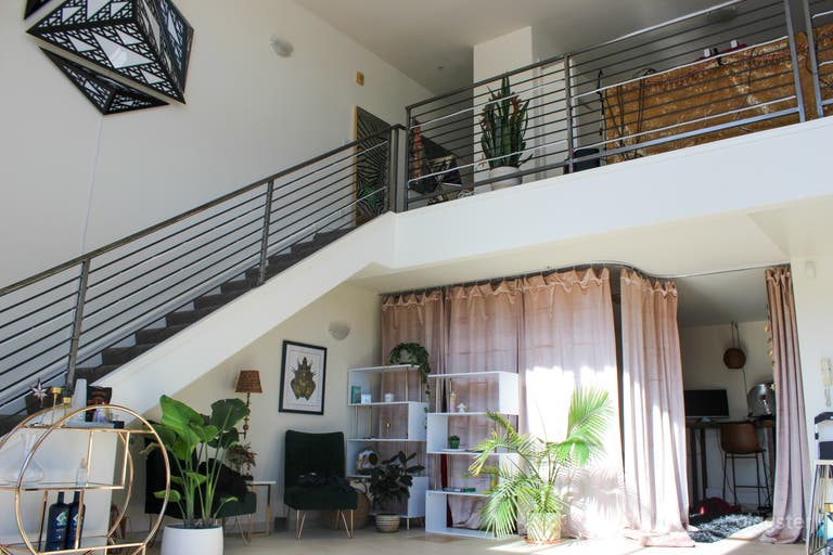  Psychedelic Artist Loft 