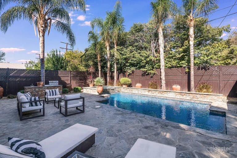  OTSEGO SPANISH MODERN OASIS/ POOL/PALM LINED YARD 