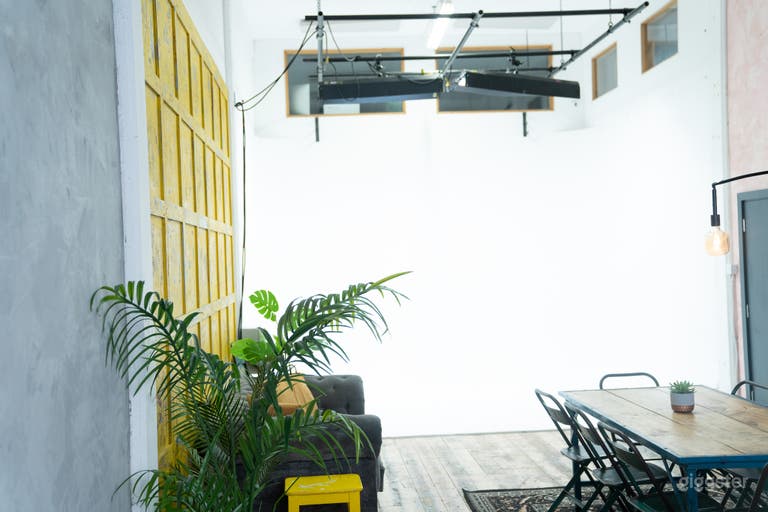  Warehouse Kitchen & Cove 