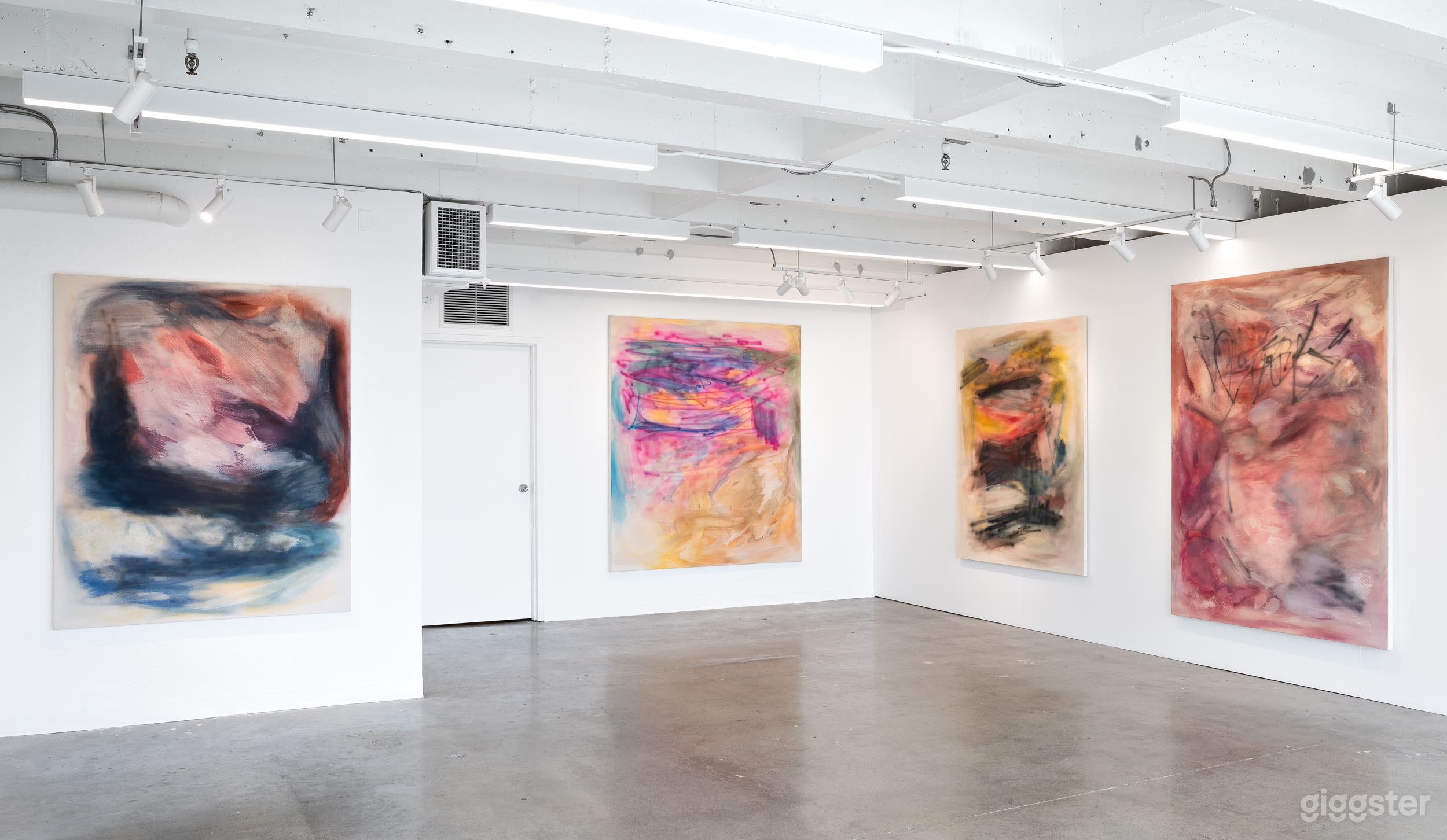 Beautiful Gallery with Panoramic View of the Bay & Alcatraz Photo 3