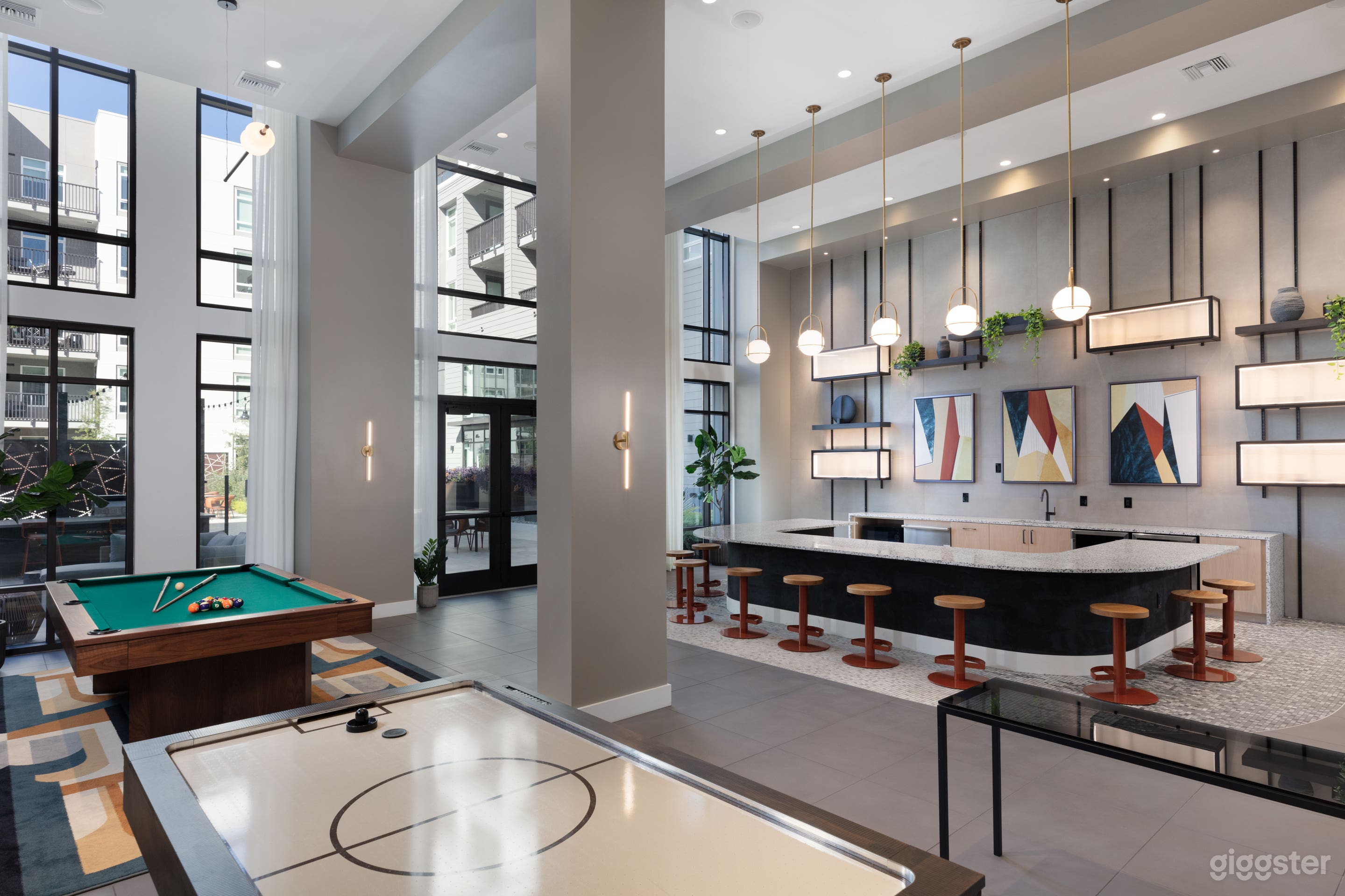 Fun Dublin Clubhouse with Games Photo 1