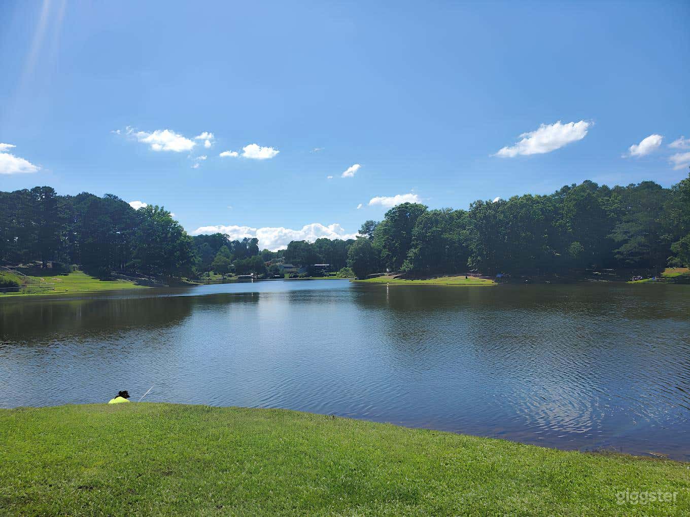 108 Acre Lake for Filming and Photoshoots Photo 1
