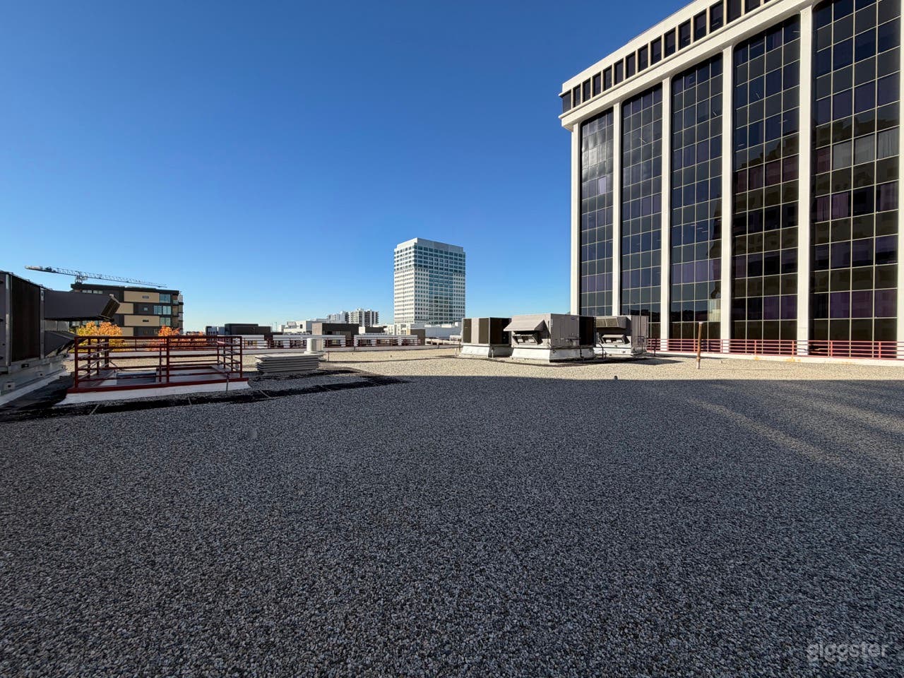Rooftop with Stunning Glendale & LA Views – Offices Photo 2