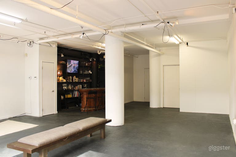  European/Industrial Style Art Gallery 