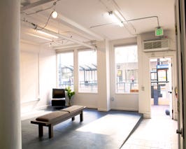  European/Industrial Style Art Gallery 