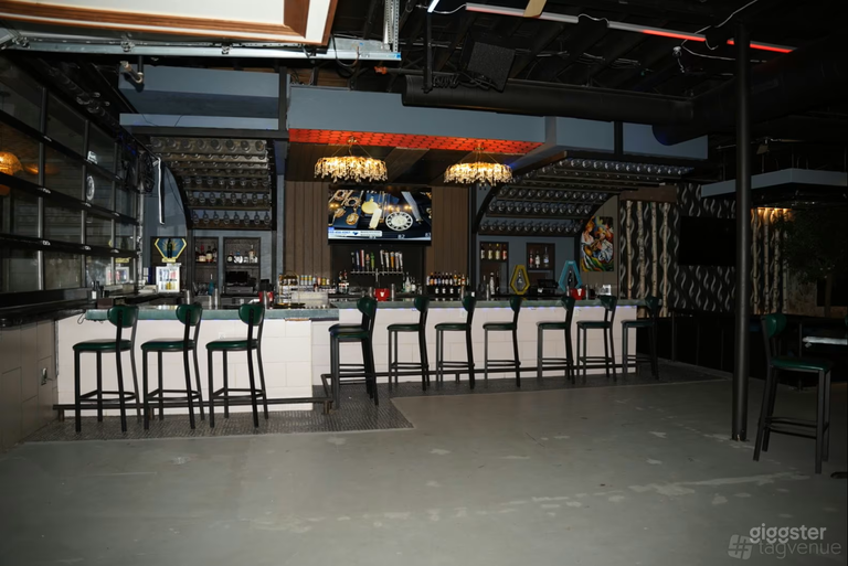  Spacious Venue with Large Dance Floor & VIP Booths 