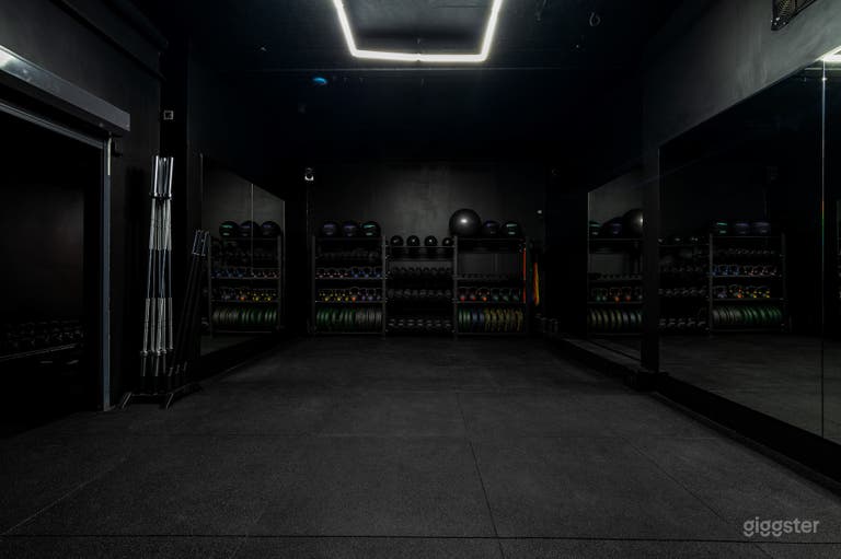  Class Studio Fitness Bootcamp HIIT Weightlifting 