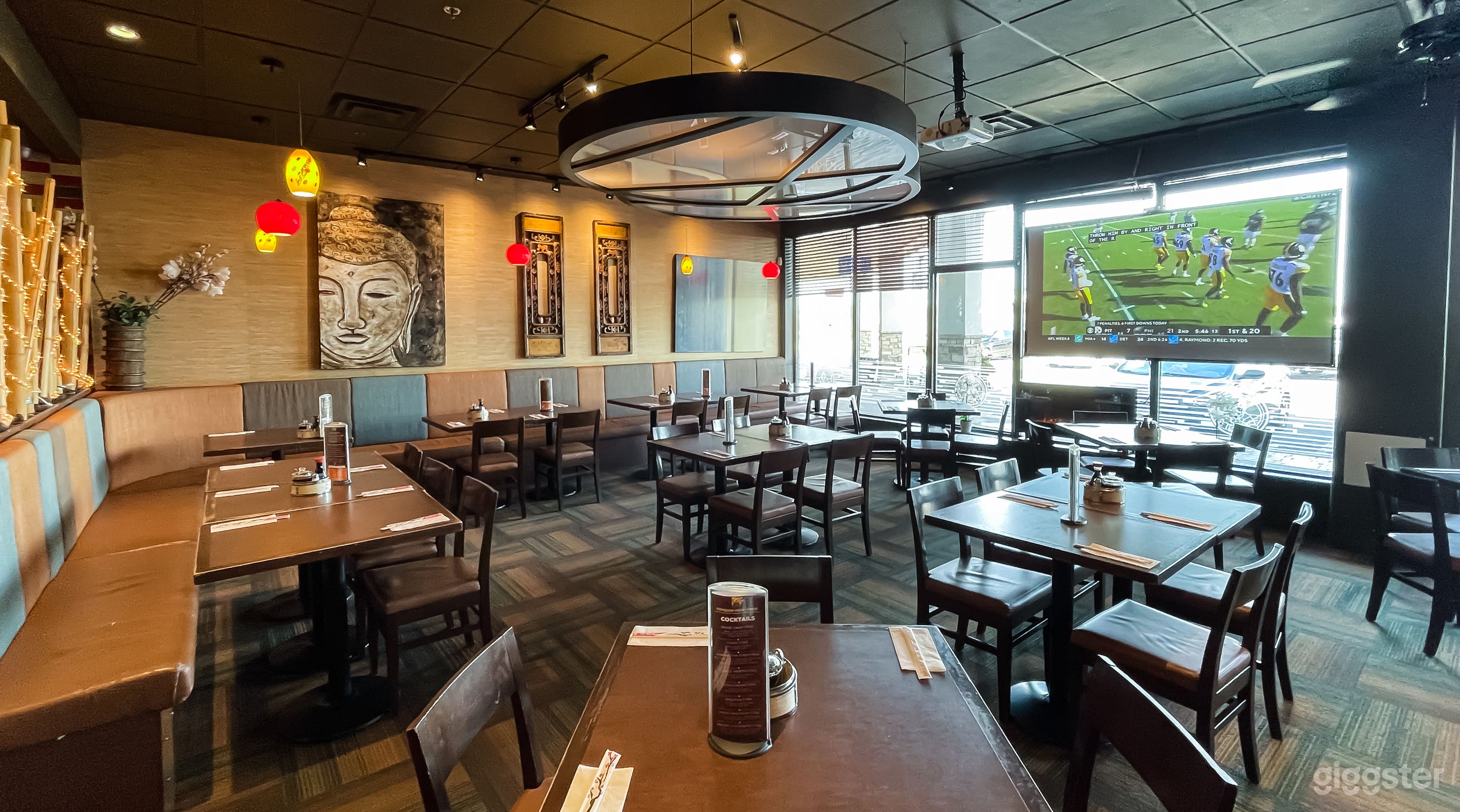 Elegant Upscale Space 