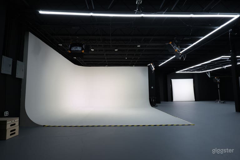  Studio professionnel de photo et vidéo cyclorama avec Green Room 