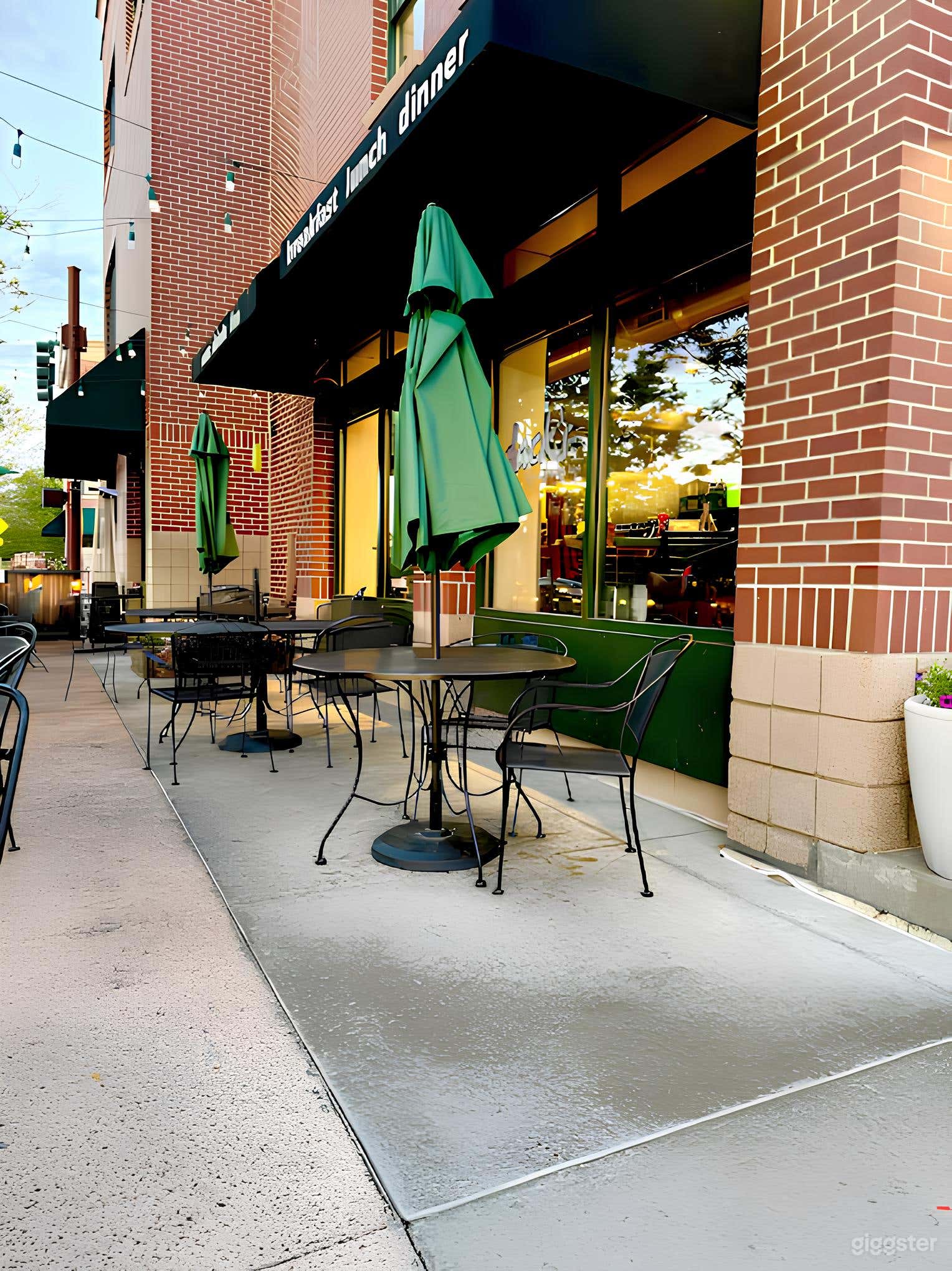 Arvada's Cozy Bar and Grill Photo 1