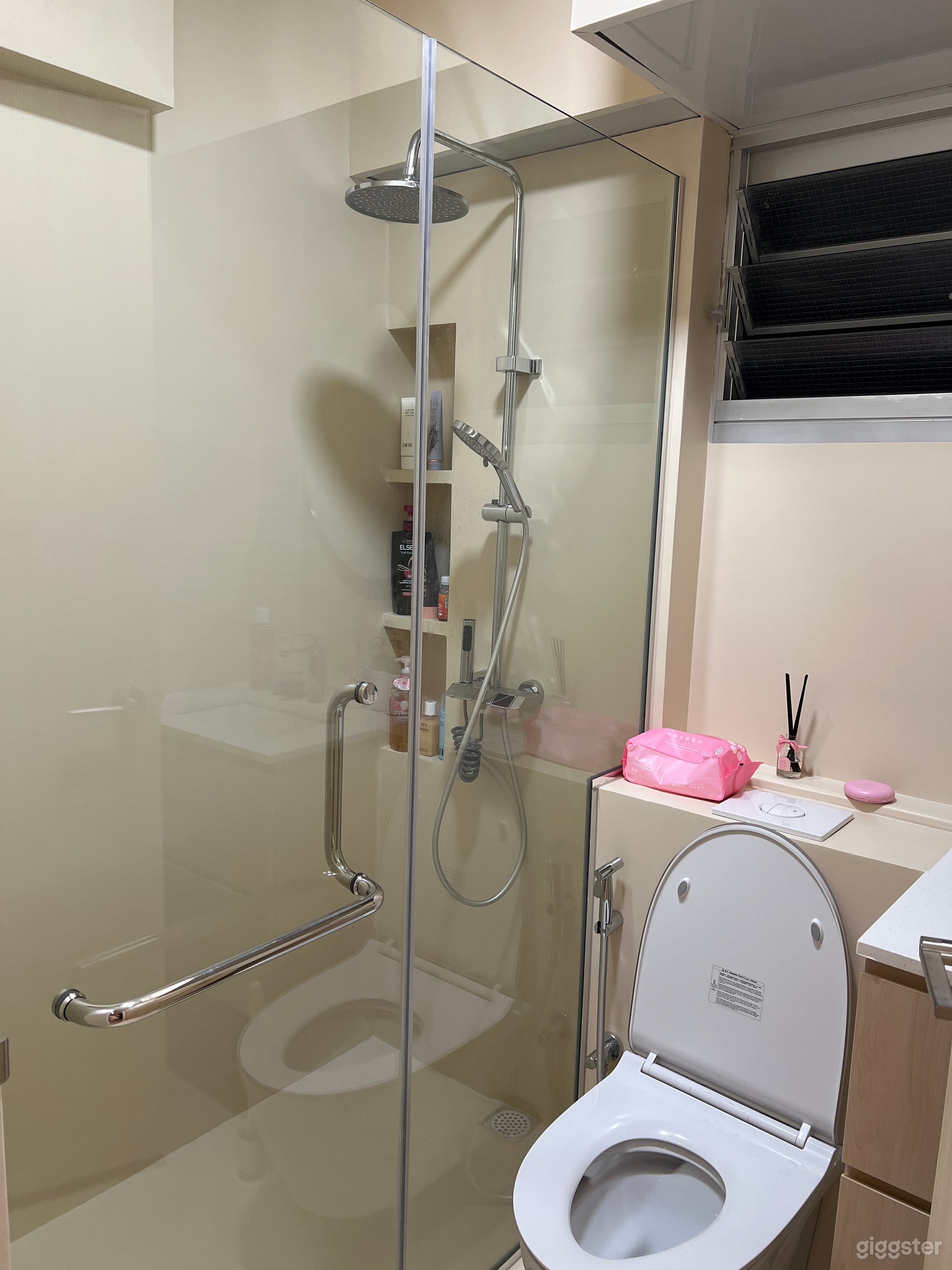 Minimalist 4-Room HDB with Relaxing Vibes Photo 3