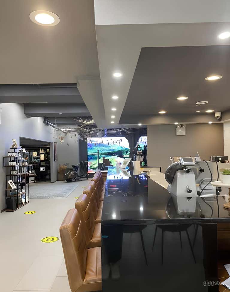  Unique Elegant Event Space 