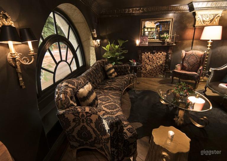  The Velvet Lounge in Culver 