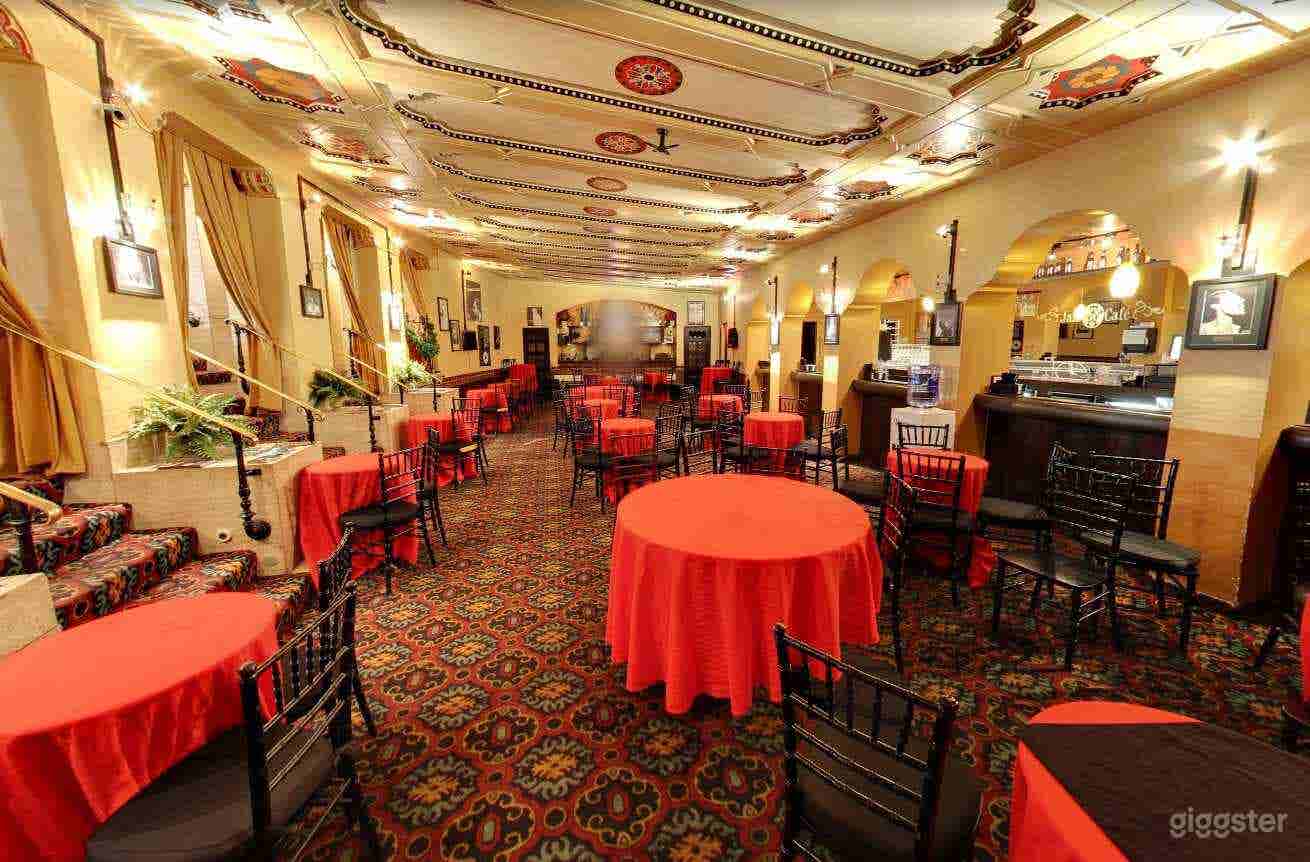 COMPACT, EASYGOING JAZZ CAFE Photo 1