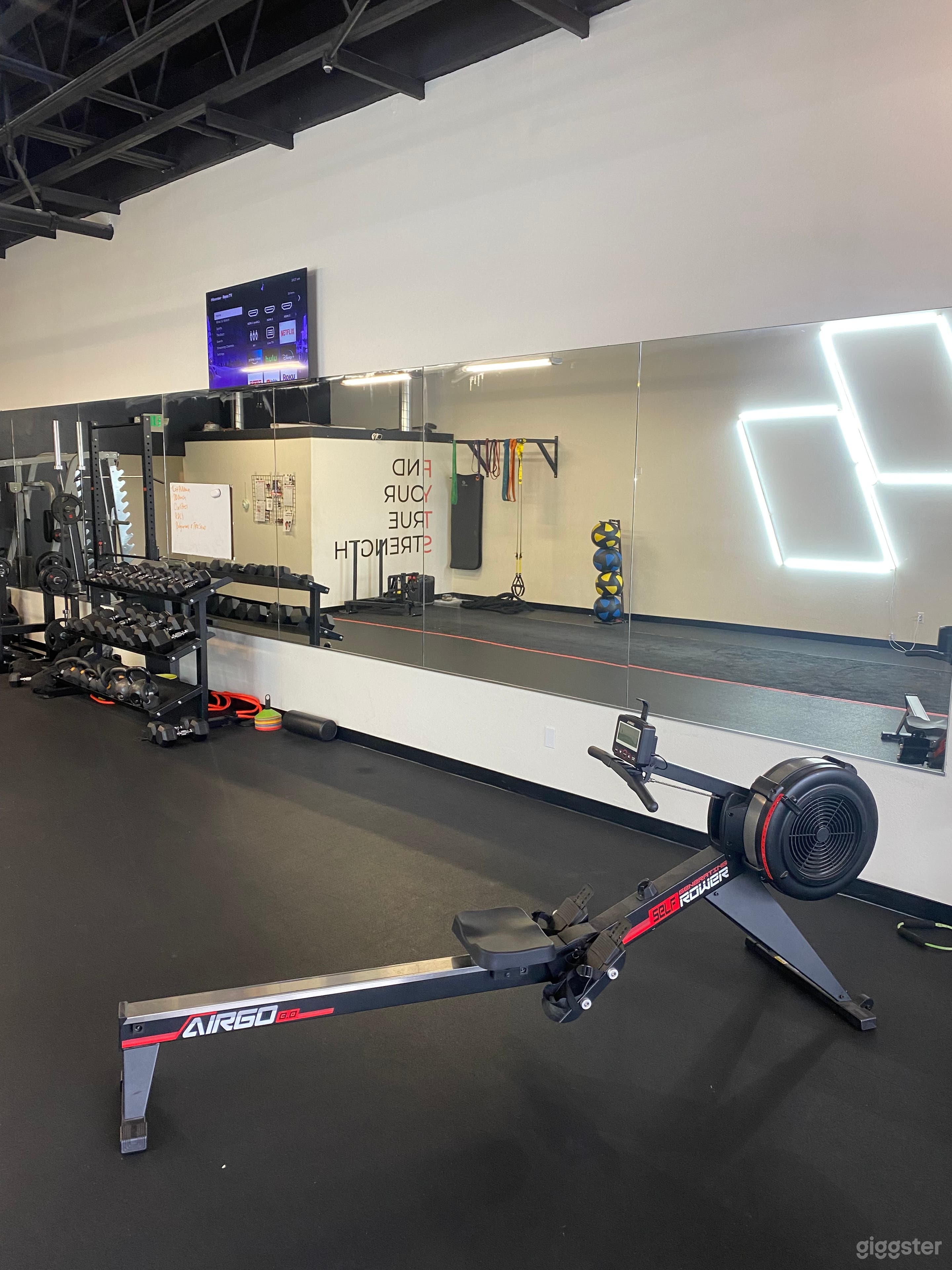 Small Boutique Gym  Photo 3