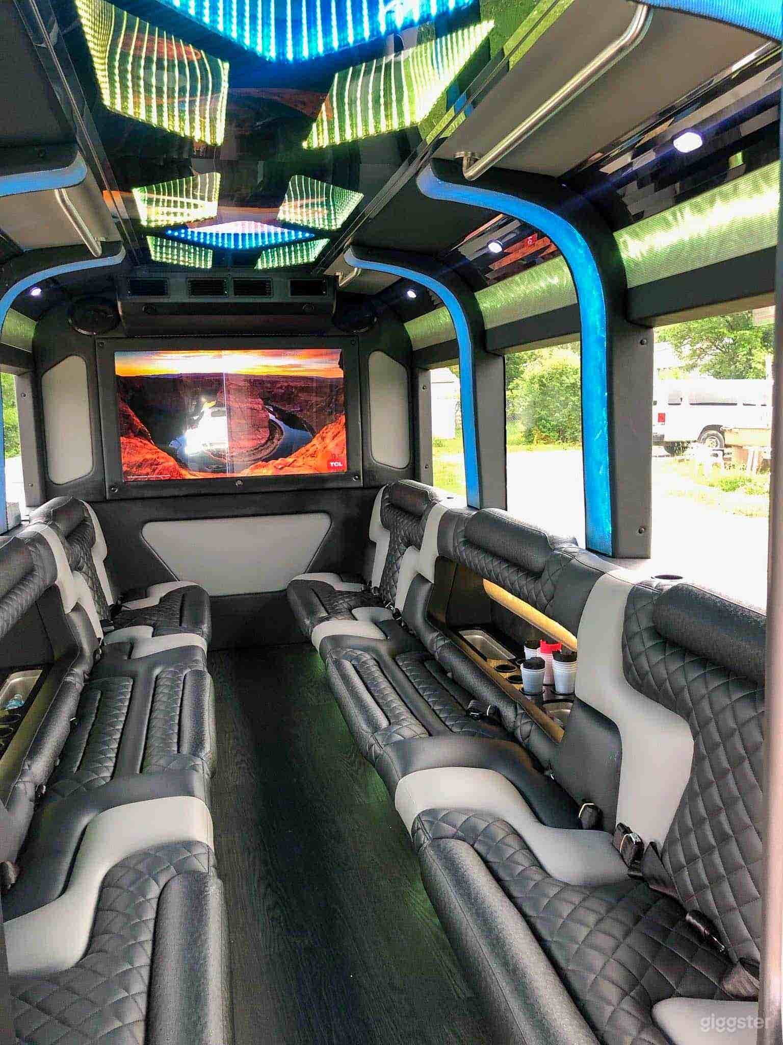 Honky Tonk Highwayman Photo 4